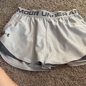 Under Armour Women's Light Gray Athletic Shorts